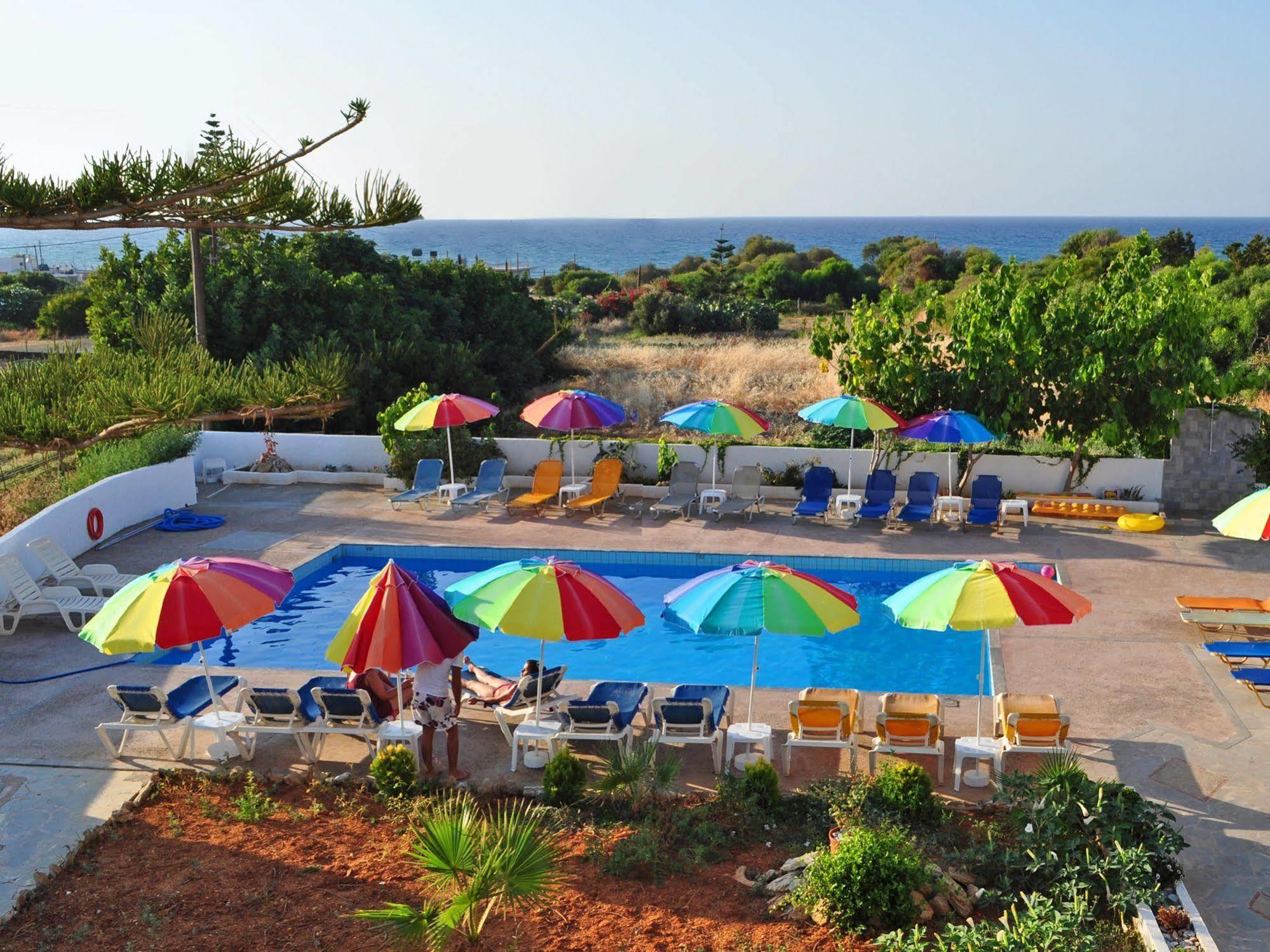 Greta Beach Hotell Anissaras Eksteriør bilde